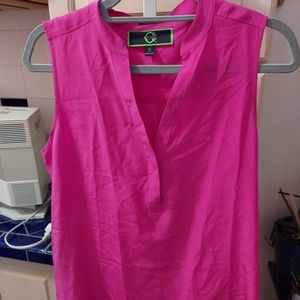 V neck sleeveless top